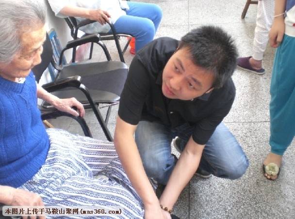 124923qrq6651yf8jba86z我.jpg