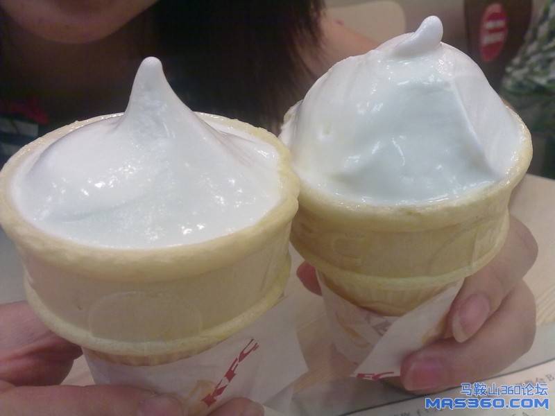 甜筒.jpg