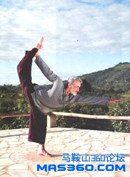 col_image2_press.jpg