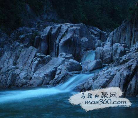 此景莫非就是天池.jpg