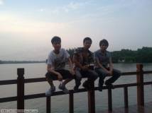 我决定了，我要把标题搞长点，然后....告诉你，里面没人